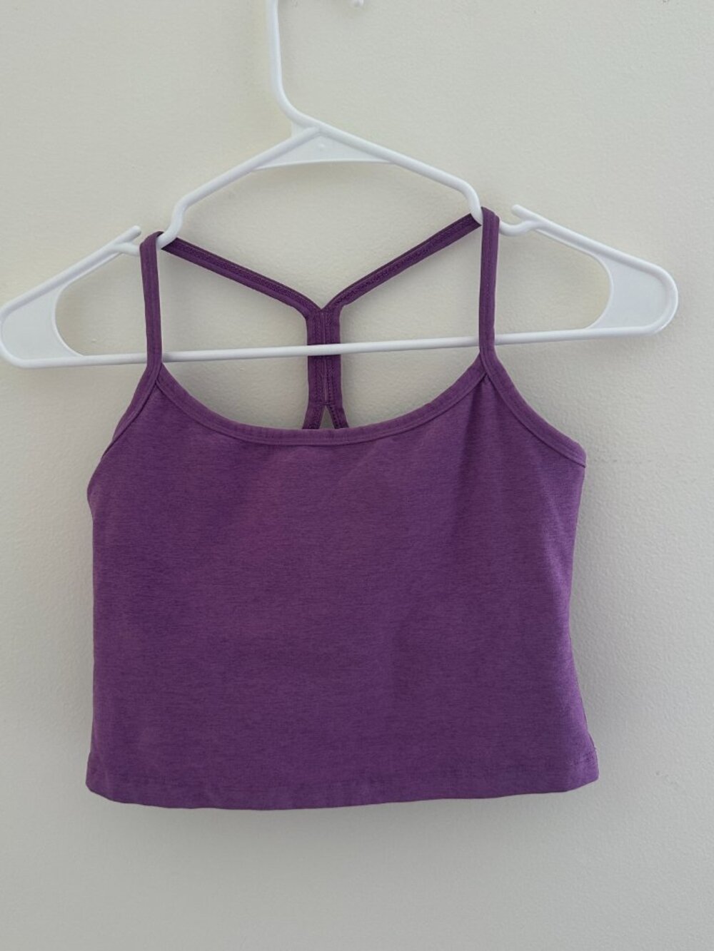 Beyond Yoga Spacedye Slim Racerback Cropped Tank Light Purple Size M